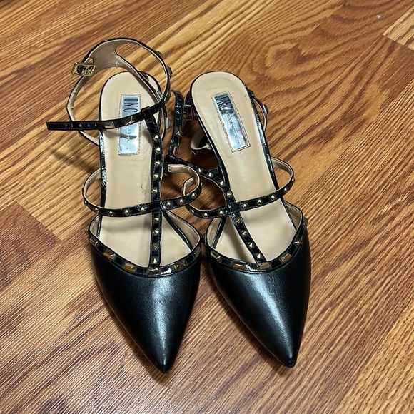 Used - Picture 1 of 1